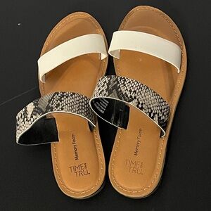 Time and Tru Women's Black and White Snakeskin Sandals